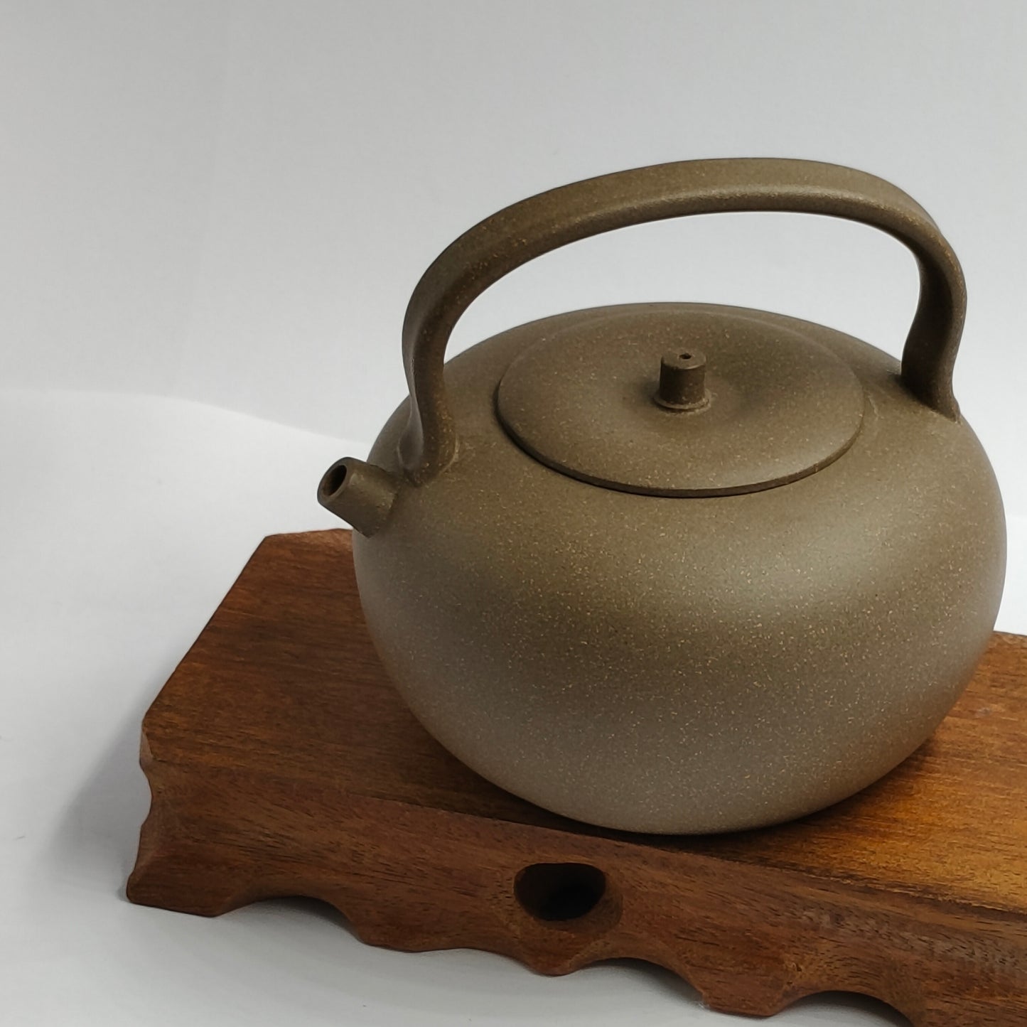 Master Yin Jiaji handmade green grey clay apple beam-lifting teapot